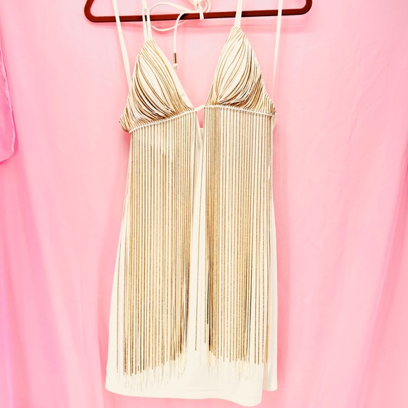 Gorgeous! White & gold cocktail dress w/ spaghetti straps, gold accents by bebe. - Picture 1 of 2